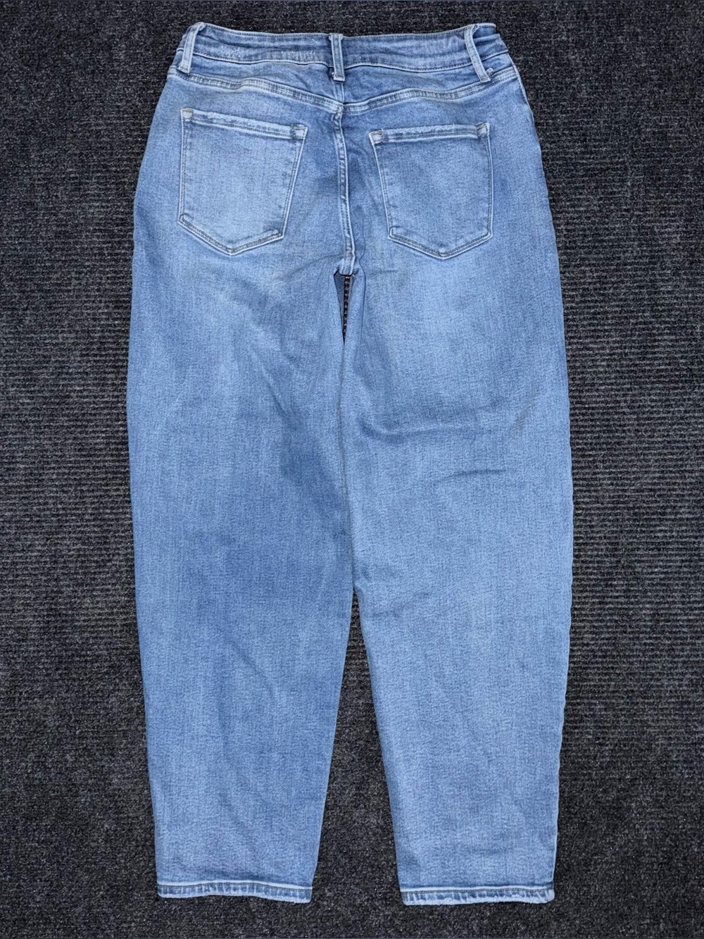 KanCan Essentials Grace High Rise Slim Barrel Leg Jeans Womens Sz 9 / 28 Relaxed - Picture 2 of 7